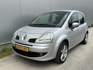 Renault Modus 1.6-16V Expr. AUTOMAAT, AIRCO