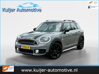 Mini Countryman 1.5 Cooper S E ALL4 Automaat / Panoramadak