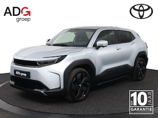Toyota Urban Cruiser Dynamic 61 kWh | Nieuw direct leverbaar | 10 jaar fabrieksgarantie |
