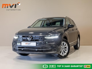 Volkswagen Tiguan 1.5 TSI Life Business / 150pk / Achteruitrij camera / Stoel en stuur verwarming /