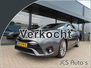 Toyota Avensis 1.8 VVT-I EXEC. BNS Ecc Navi Pano Led 2016