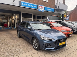 Ford Focus 1.0 EBH ST LINE