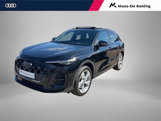 Audi Q5 2.0TFSIe-hybrid 220kW/299PK quattro S Line · Panoramadak · Trekhaak · 360°Camera + Parkeersensoren · Leder · Garantie t/m 17-05-2030 of 120000km.