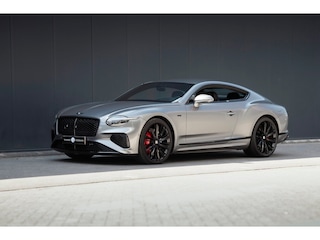 Bentley Continental 4.0 V8 Hybrid Black Edition l Rotating Display l B&O Audio l Wellness Seats l (Arrival July)