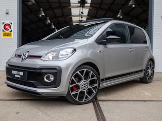 Volkswagen Up 1.0 TSI GTI *Pano | Clima | Stoelverwarming | Camera | Sensoren | 17" | LED*