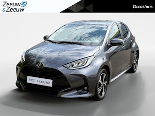 Toyota Yaris 1.5 Hybrid 115 Comfort Apple Carplay/Android Auto , cruise control adaptief en stuurhulp , climate , lm velgen , tel , usb , camera .