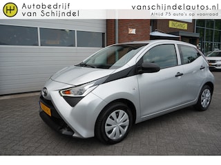 Toyota Aygo 1.0 VVT-I X-FUN OKT 2020 NL AUTO 5 DEURS AIRCO CRUISECONTROL LED BLUETOOTH RADIO CD AUX ELECTR.RAMEN/SPIEGELS