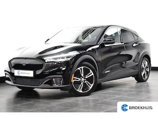 Ford Mustang Mach-E RWD 75 kWh Panorama Dak | Camera Rondom | B&O audio | Parkeersensoren Rondom | Lederen Bekleding | Elek. Stoelen | Digitaal Dashboard | Navigatie | LED | Apple Carplay/Android Auto|telefoonintegratie premium | Audio installatie premium | Buitenspiegels elektrisch verstel- en verwarmbaar