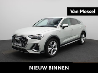 Audi Q3 45 TFSI e S Edition | Apple Carplay / Android Auto | Camera | Parkeersensoren | Trekhaak |