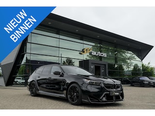 BMW 5-serie Touring V8 727pk Hybrid Panoramadak Keramisch Full carbon pack *BTW* NLauto VOL VOL VOL!!!