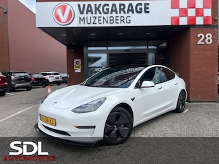 Tesla Model 3 Standard RWD Plus 60 kWh PANODAK // NAVI // ADAPTIVE CRUISE // CLIMA // AUTOPILOT // CAMERA+SENSOREN // LEDEREN BEKLEDING //