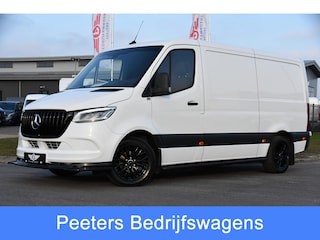 Mercedes-Benz Sprinter 319 V6 3.0 CDI L2H1 RWD AMG Edition Camera, Cruise, Carplay, LED, 10,5'' Mbux, 3500kg Trekhaak, Standkachel, Multimedia, Stoelverwarming, Automaat, Uniek!