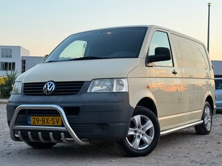 Volkswagen Transporter 1.9 TDI 300 T800/ SIDE AND FRONT BAR