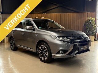 Mitsubishi Outlander 2.0 PHEV instyle AUTOMAAT | LEER | MOOISTE VAN NEDERLAND
