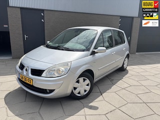 Renault Scénic 1.6-16V Business Line| nette en vooral technisch erg goede gezinsauto