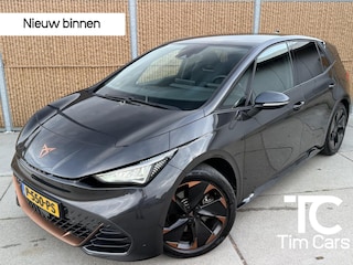 Cupra Born Adrenaline One 62 kWh Stuur en- stoelverwarming | LED verlichting | Apple CarPlay/Android Auto | Cruise control adaptief | Climate control | Parkeersensoren voor en achter | Achteruitrijcamera