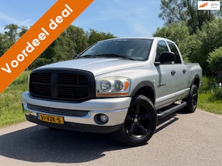 Dodge Ram 1500 4.7 V8 Automaat / 4x4 / LPG G3 / Airco / Youngtimer / 5 Zits / Trekhaak / Cruise / Sidebars / Marge /