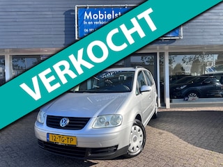 Volkswagen Touran 1.6-16V FSI Highline