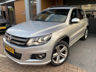 Volkswagen Tiguan 1.4 TSI R-Line Edition | DSG| Trekhaak| PDC v+a