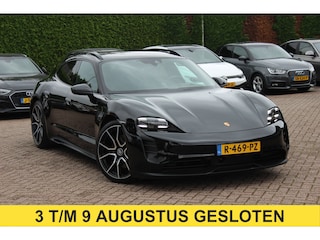 Porsche Taycan 93 kWh / Panoramadak / Camera / Passenger Display / Adaptieve Stoelen / Luchtvering / 21'' / Keyless / Sportchrono / CarPlay / Stoel+Stuurverwarming / Dodehoek / DAB / ACC / Warmtepomp