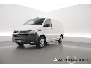 Volkswagen Transporter 2.0 TDI - 150pk | 4Motion | 4WD | Cruise | Apple Carplay | Trekhaak | L1 | 9.900km!