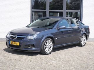 Opel Vectra GTS 1.8-16V Executive 95.000km !!! Airco Xenon Pdc Half Leder