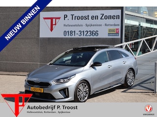 Kia ProCeed 1.5 T-GDI GT-PlusLine Panoramadak! Apple carplay/Stuurverwarming/Stoelverwarming voor en achter/Elektrische stoel met geheugen/Achteruitrijcamera/Keyless/Lane assist/Dodehoek assistent/JBL Audio/Climate control