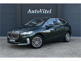 BMW 2-serie Tourer 225e xDrive | Sportleder | M-Stuurwiel | Camera | Carplay