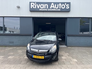 Opel Corsa 1.2-16V BERLIN