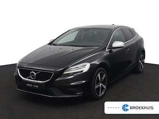 Volvo V40 T3 Polar+ Sport | Panoramadak | Harman Kardon | Camera | Parkeersensoren voor en achter | Stoelverwarming |