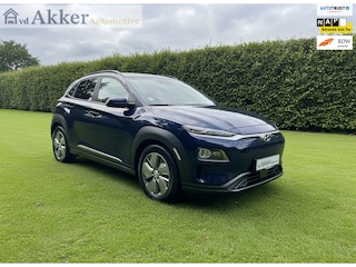 Hyundai Kona EV Premium 64 kWh I 1ste eig I SoH 100% I Dealer ond I Stoelventilatie, verwarming v&a I Leer
