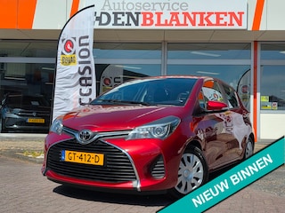 Toyota Yaris 1.3 VVT-i Aspiration 5drs BJ.2015 / Navi / Camera / Cruise / 6bak / Trekhaak !!