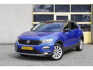 Volkswagen T-Roc 1.0 TSI Style BJ2021 Lmv 17" | Led | Pdc | Navi | Airco | Climate control | Cruise control | Zwart dak | Extra getint glas