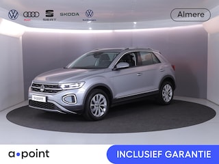 Volkswagen T-Roc 1.5 TSI Style 150 pk Automaat (DSG) | Navigatie | Trekhaak (afneembaar) | Parkeersensoren (Park assist) | Achteruitrijcamera | Keyless | Elektr. achterklep |