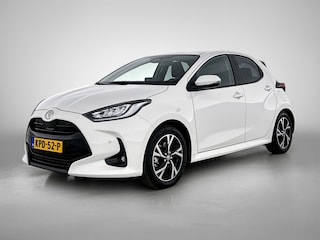 Toyota Yaris 1.5 Hybrid 115 First Edition | BTW Voertuig | Stoelverwarming | Parkeersensoren |