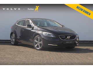 Volvo V40 T4 180PK Handgeschakeld Summum Achteruitrij camera/ Parkeersensoren achter/ Cruise Control/ BLIS/ Navigatie/ Leder