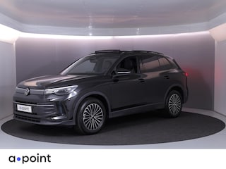 Volkswagen Tiguan 1.5 eTSI Life Edition 130 pk Automaat (DSG) | Verlengde garantie | Navigatie | Panoramadak | Trekhaak (wegklapbaar) | Parkeersensoren (Park assist) | Achteruitrijcamera |