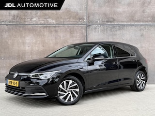 Volkswagen Golf 1.4 eHybrid Style | Trekhaak | HUD | Memory stoelen | Adaptieve cruise | Sfeerverlichting | LED Bar |