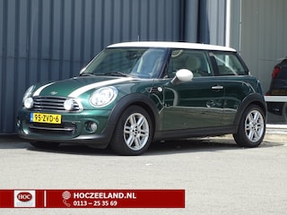 Mini Cooper 3-Deurs 1.6 Chili British Racing Green | Leder | Bluetooth