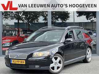 Volvo V50 2.4i Momentum | Nieuw binnen | Airco | Cruise | Trekhaak