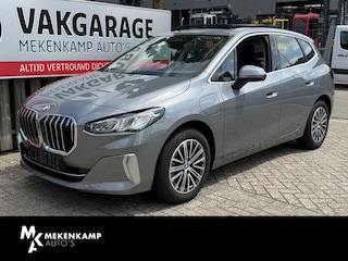 BMW 2-serie Tourer 225e xDrive Luxury Line 17"/Leder + memory/Panoramadak/Camera/Apple Carplay & Android Auto