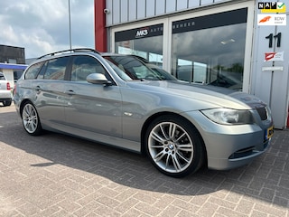BMW 3-serie Touring 325i High Executive Leer/Panodak