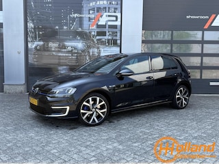Volkswagen Golf 1.4 TSI GTE|Pano|Groot navi!