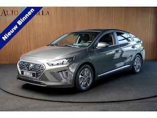 Hyundai Ioniq 1.6 GDi PHEV Navi Leer Camera Infinity Climate Stoelventilatie Stoelverwarming voor & achter Memory seats Stuurverwarming PDC LM velgen BTW auto! Parking Assistant