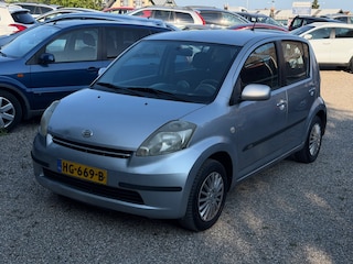 Daihatsu Sirion 2 1.3-16V Comfort Automaat Airco Rijdt en Schakelt goed Betrouwbaar