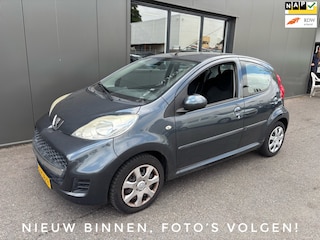 Peugeot 107 1.0-12V XS Automaat / Airco!
