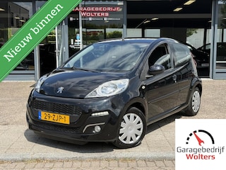 Peugeot 107 1.0 Black & Silver airco nw banden 4seizoen 5drs
