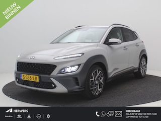 Hyundai Kona 1.6 GDI HEV Premium / Lederen bekleding / HUD Display / Navigatie / Adaptieve Cruise Control / Elektrisch stoel voor / Stoel verwarming & koeling voor / NL Auto / Historie aanwezig /