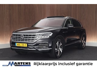 Volkswagen Touareg 3.0 TSI 381pk eHybrid 4MOTION Trekhaak Leder 360Camera Dynaudio Panoramadak Virtual Cockpit Navigatie