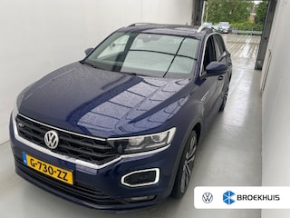 Volkswagen T-Roc 1.5 TSI R-LINE Sport 150PK | PANORAMADAK | NAVIGATIE | FULL LED | ADAPT. CRUISE | CLIMATE CONTROL | DAB+ | 19 INCH